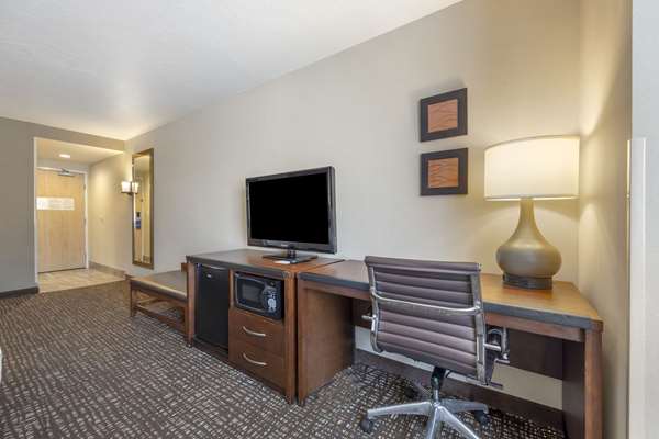  - Comfort Inn & Suites Orem - I-15, Exit 269