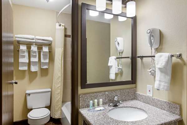  - Quality Inn Downtown Salt Lake City - I-15 & I-80, Exits 306 & 307