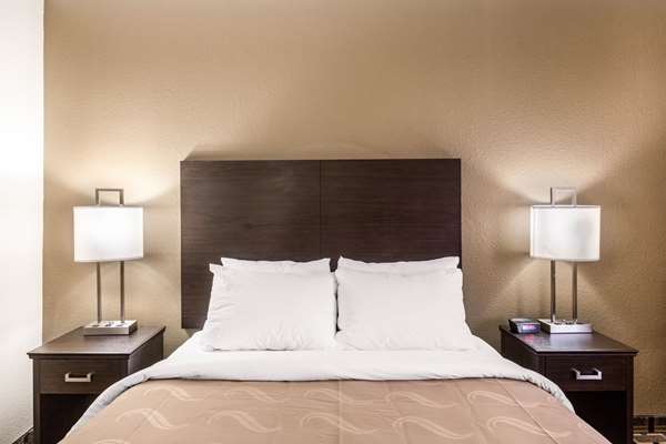  - Quality Inn Downtown Salt Lake City - I-15 & I-80, Exits 306 & 307