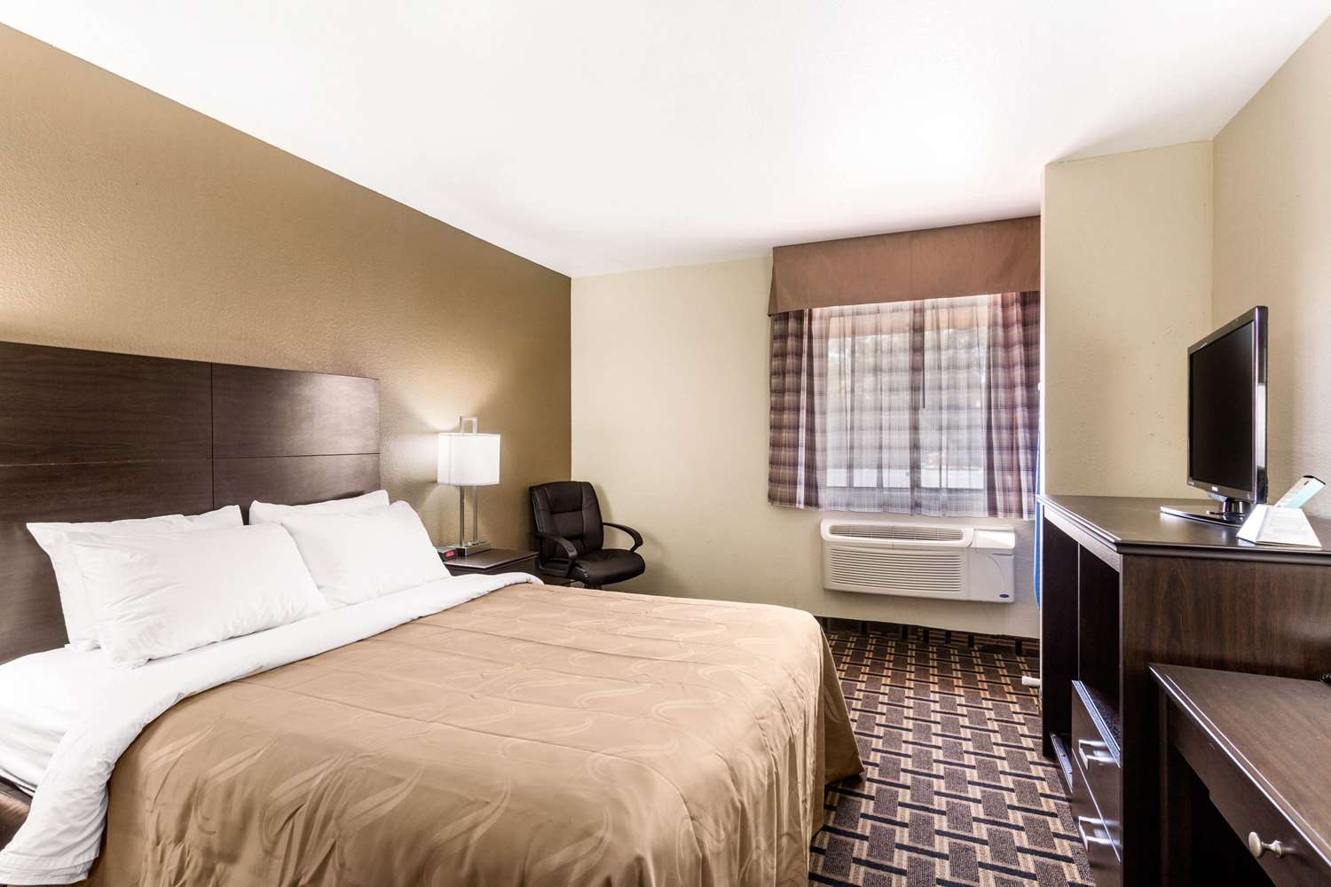 Quality Inn Downtown Salt Lake City I15 & I80, Exits 306 & 307, UT