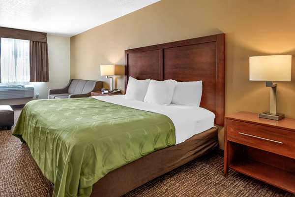Suite - Quality Inn Logan