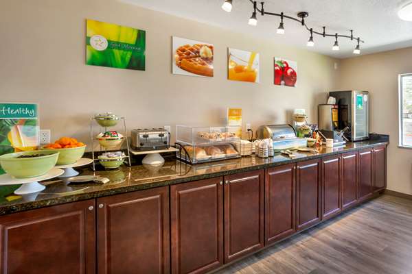 Amenities - Quality Inn Logan