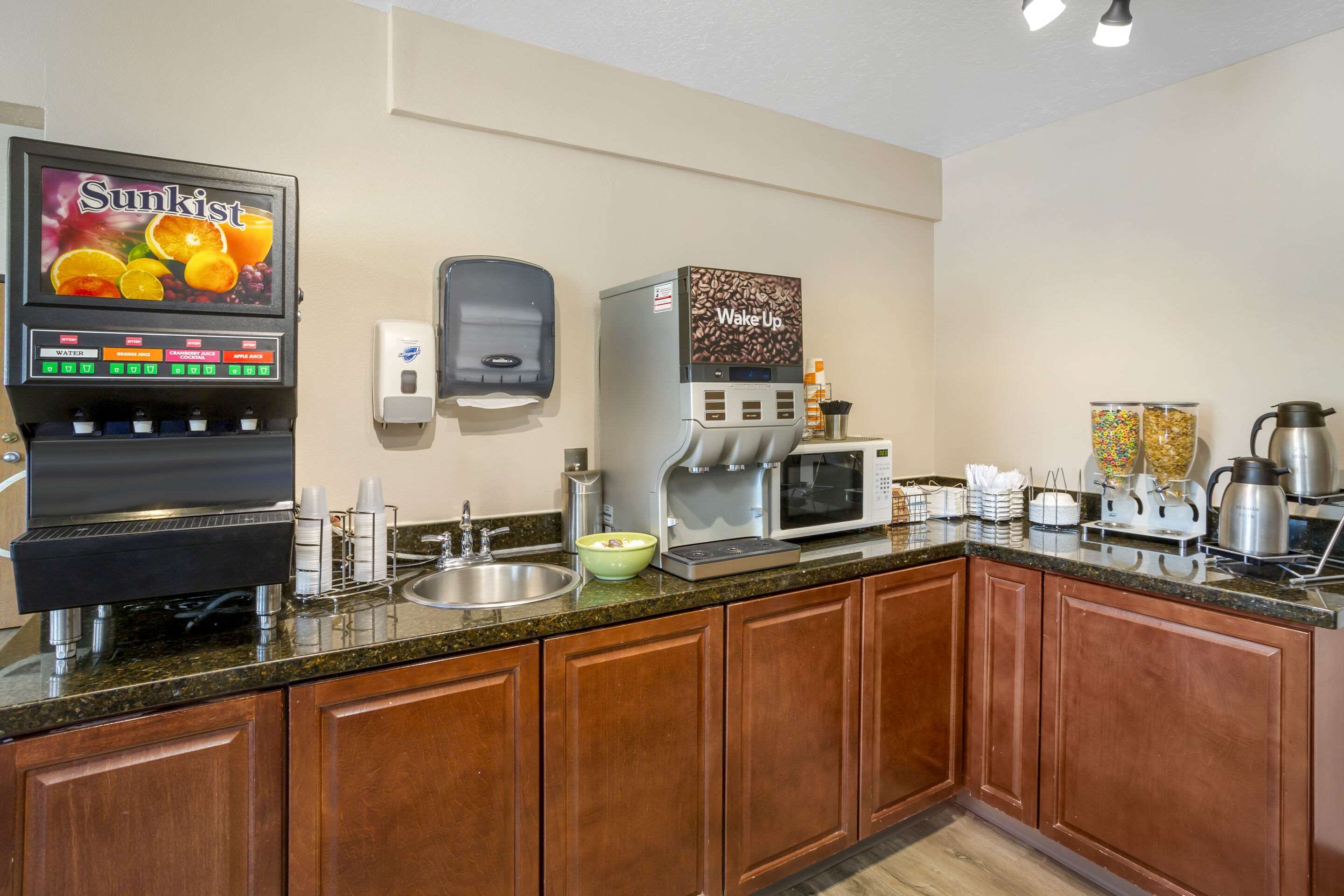Breakfast counter