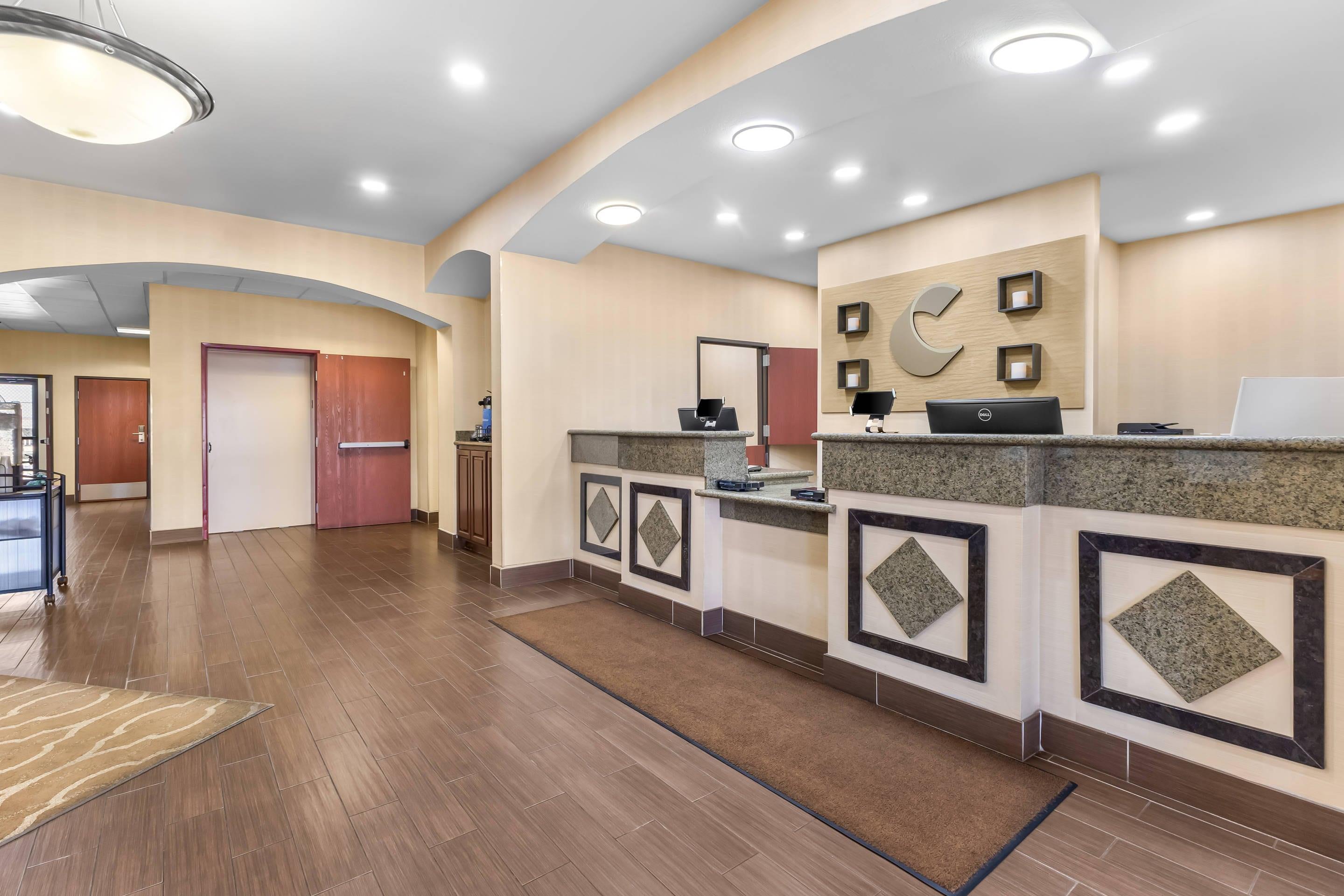 Hotel lobby | Comfort Inn Ogden near Event Center