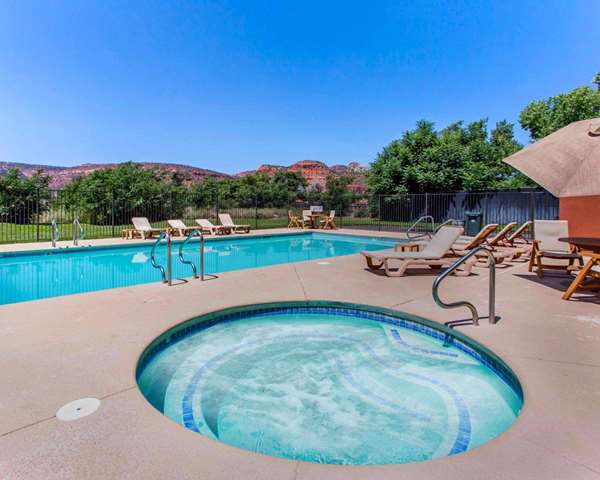 Pool - Rodeway Inn Kanab