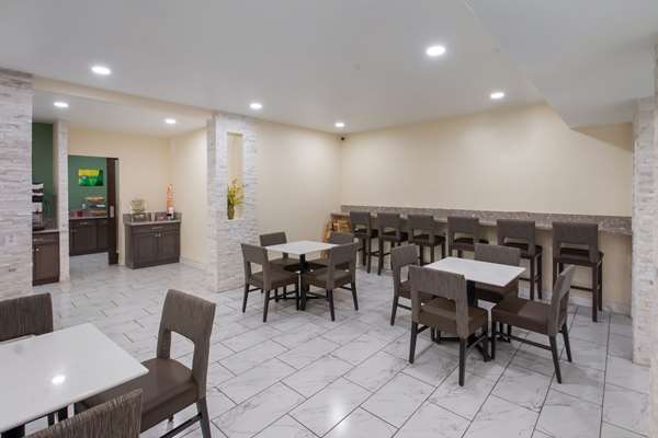 Amenities - Quality Inn & Suites Airport Salt Lake City - I-80, Exit 113