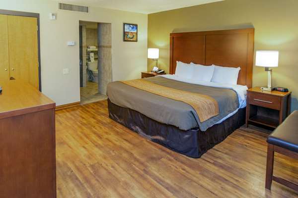  - Comfort Inn Downtown Salt Lake City - I-15 & I-80, Exits 306 & 307