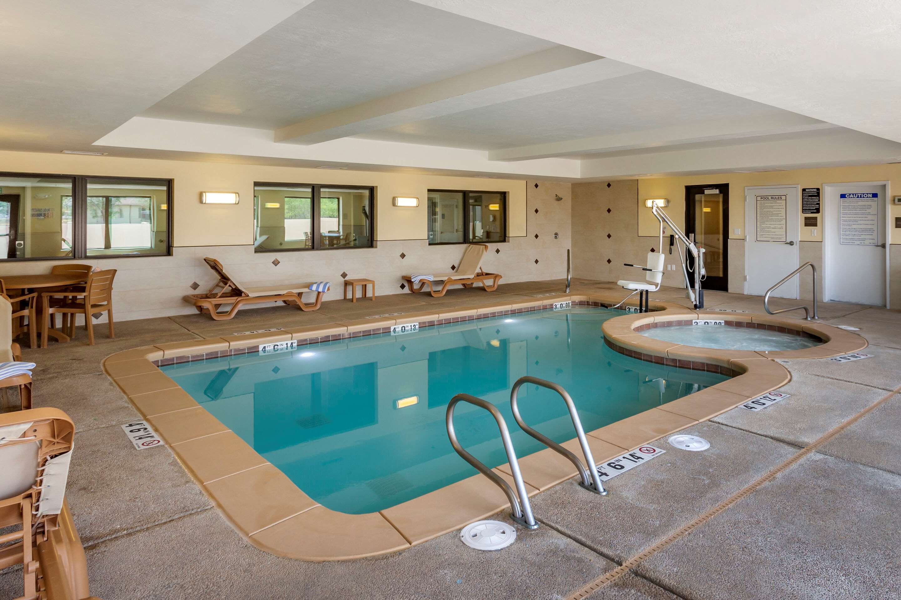 Indoor pool | Comfort Inn & Suites Tooele - Salt Lake City