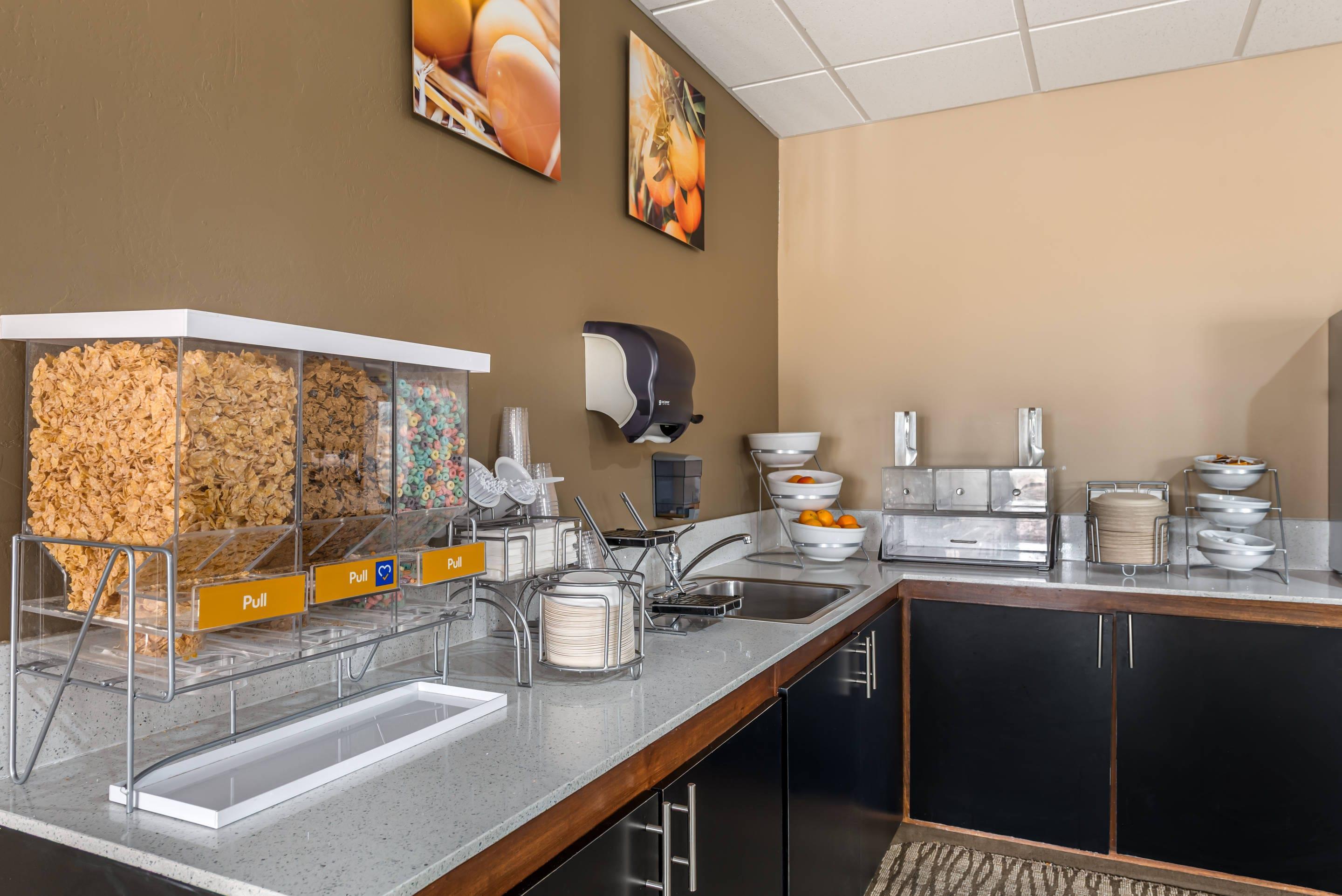 Breakfast area