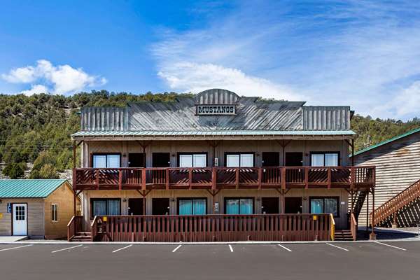 Exterior view - Quality Inn Bryce Canyon Panguitch