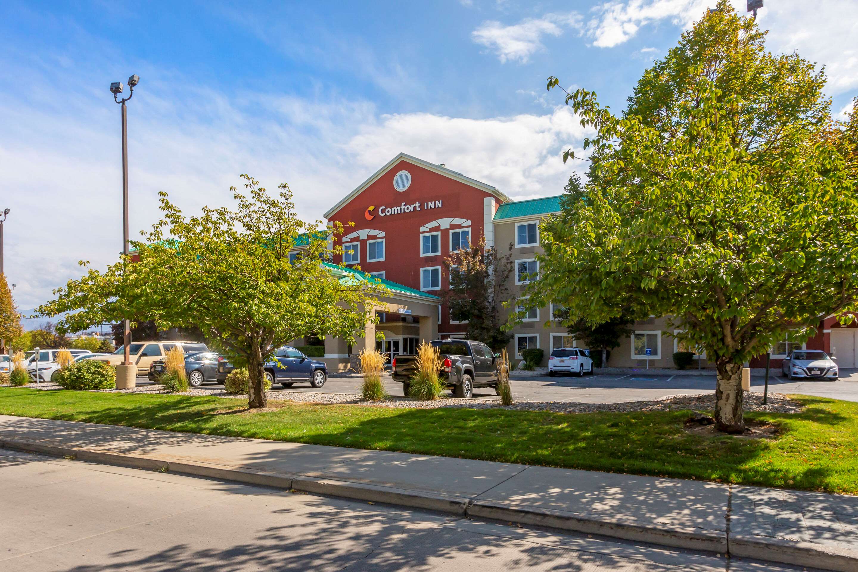 Hotel exterior | Comfort Inn West Valley Salt Lake City South