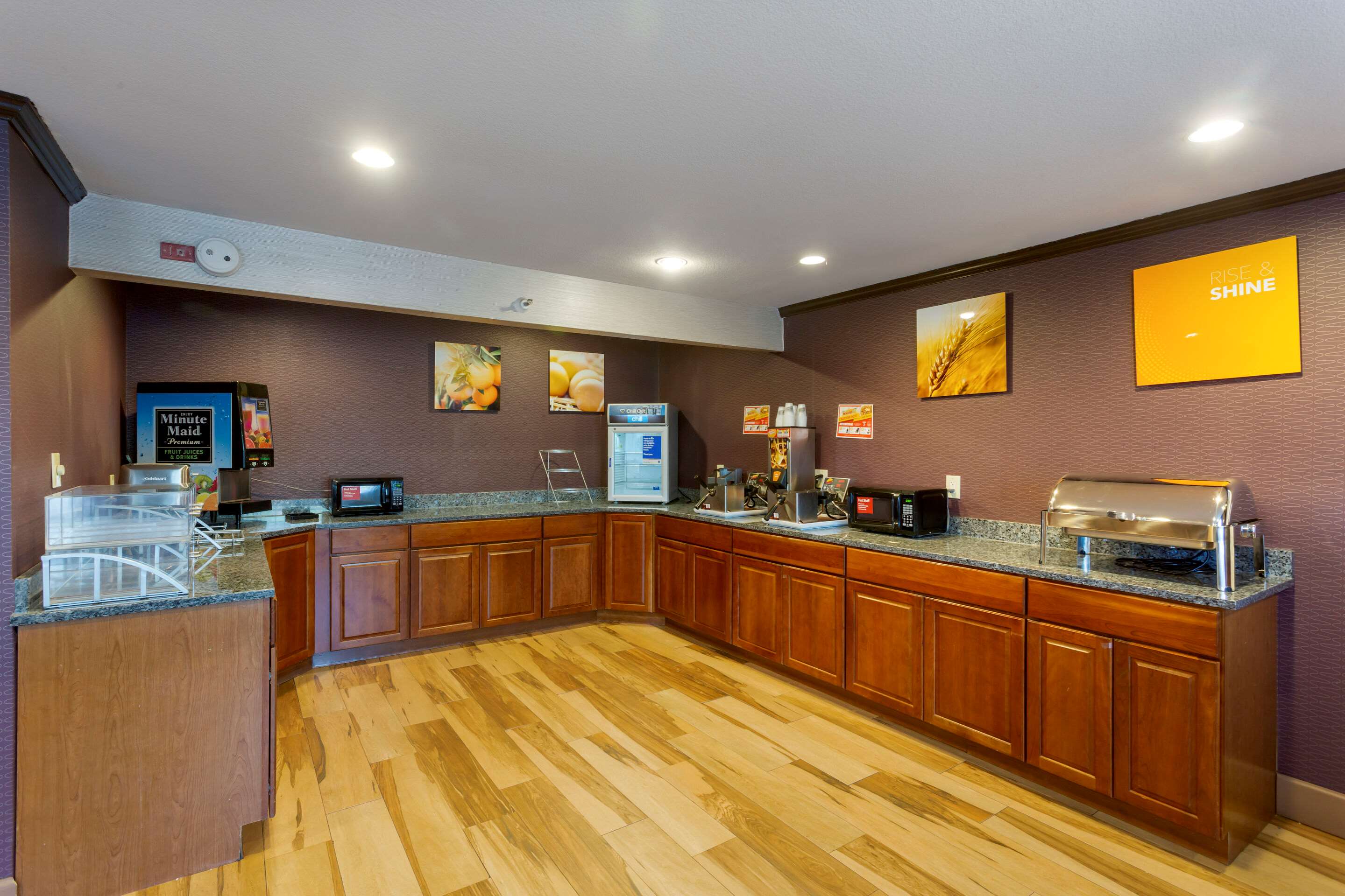 Breakfast counter | Comfort Inn West Valley Salt Lake City South