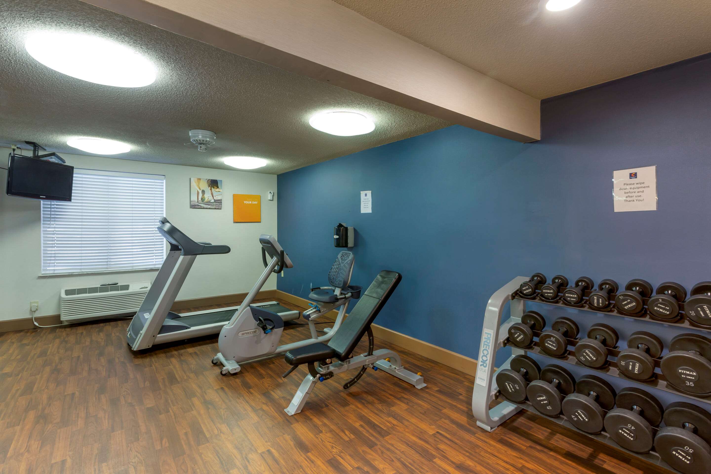 Fitness center | Comfort Inn West Valley Salt Lake City South