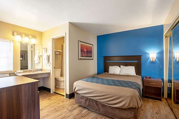 Suite - Rodeway Inn St George - I-15, Exit 8