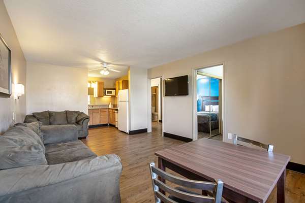 Suite - Rodeway Inn St George - I-15, Exit 8