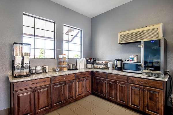 Amenities - Rodeway Inn St George - I-15, Exit 8