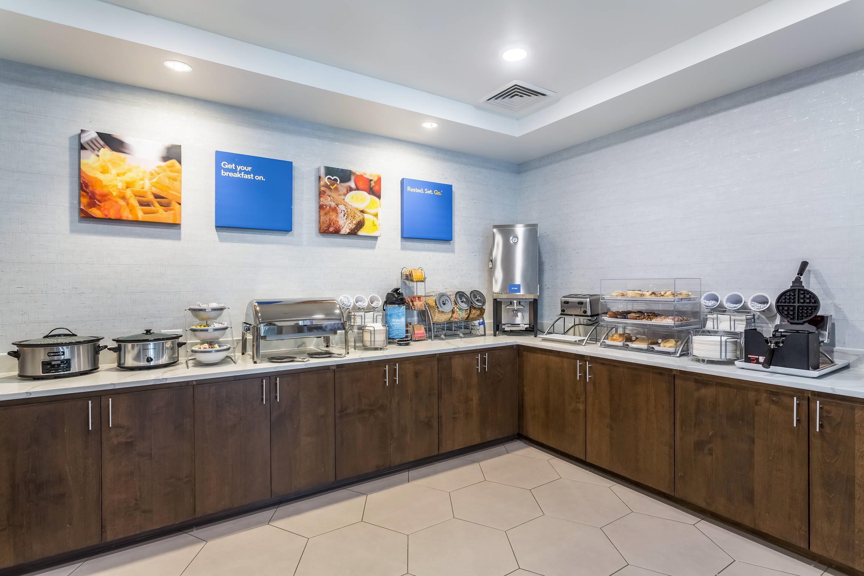 Free breakfast with waffles | Comfort Inn & Suites Salt Lake City Airport