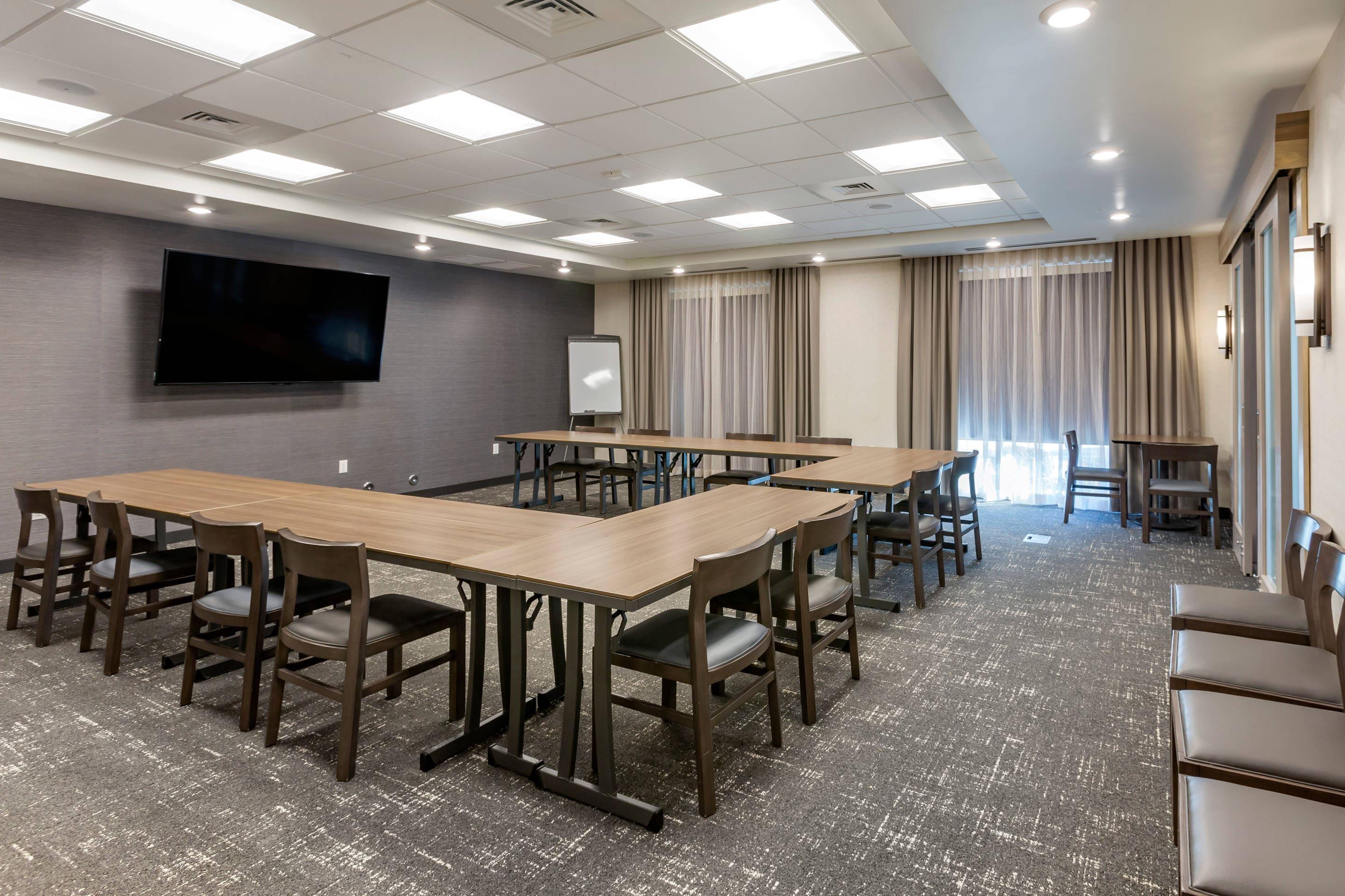 Meeting room | Comfort Inn & Suites Salt Lake City Airport