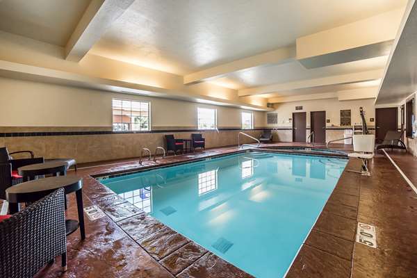 Pool - Comfort Inn Ballard