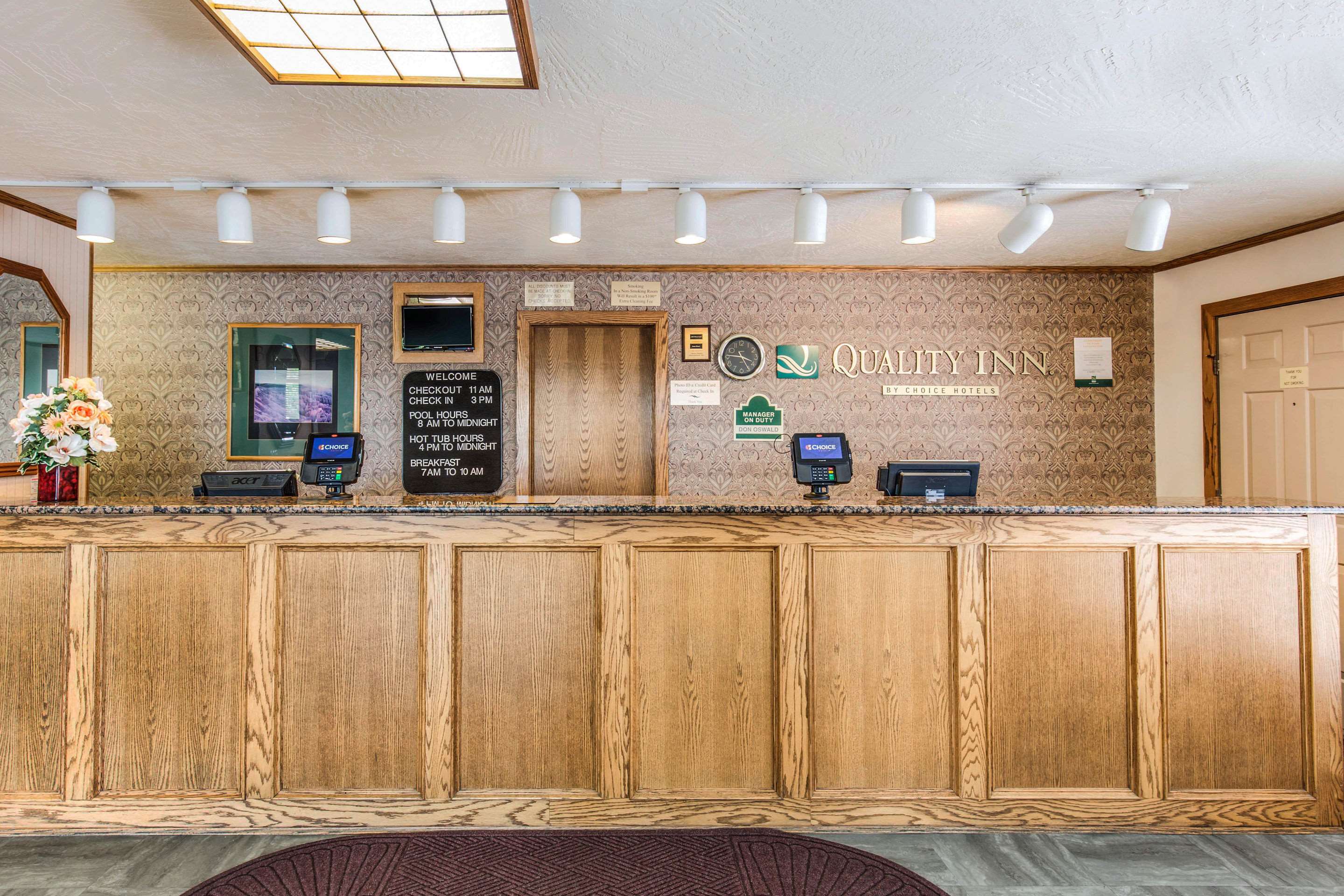 Hotel lobby | Quality Inn Cedar City - University Area