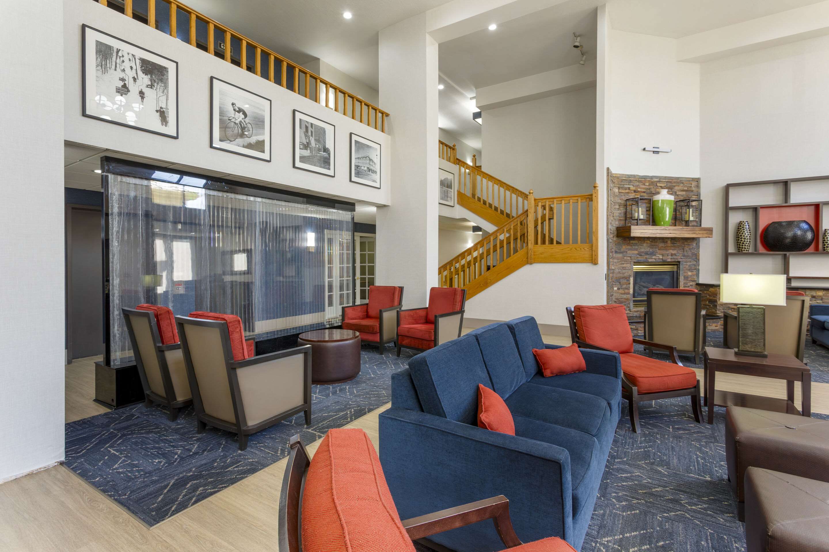 Hotel lobby | Comfort Suites Ogden Conference Center