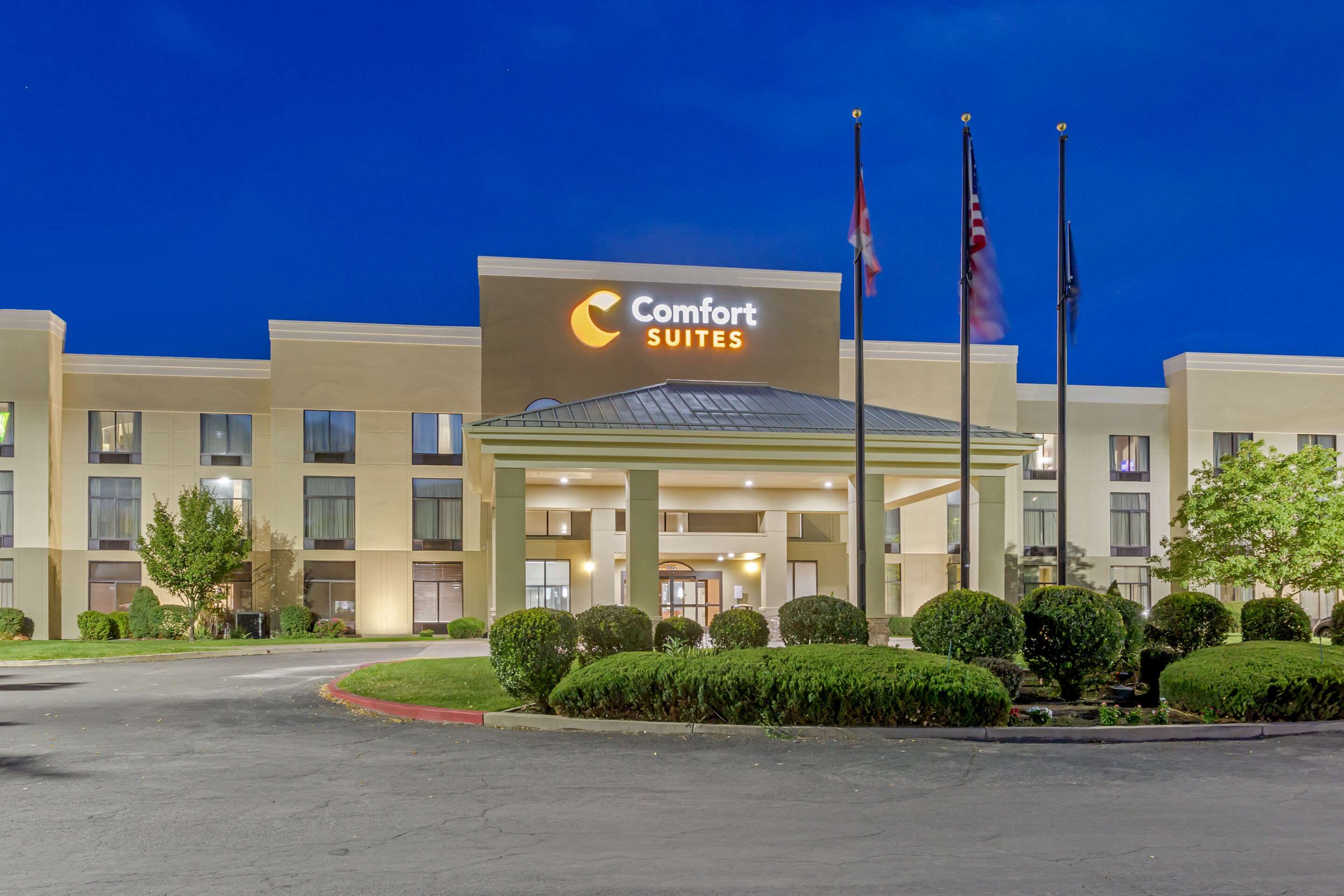 Hotel exterior | Comfort Suites Ogden Conference Center