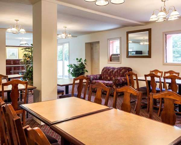 Amenities - Econo Lodge Petersburg - I-95, Exit 50