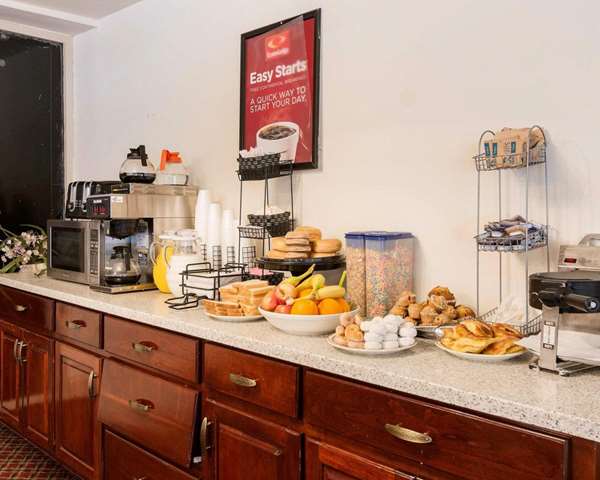 Amenities - Econo Lodge Petersburg - I-95, Exit 50