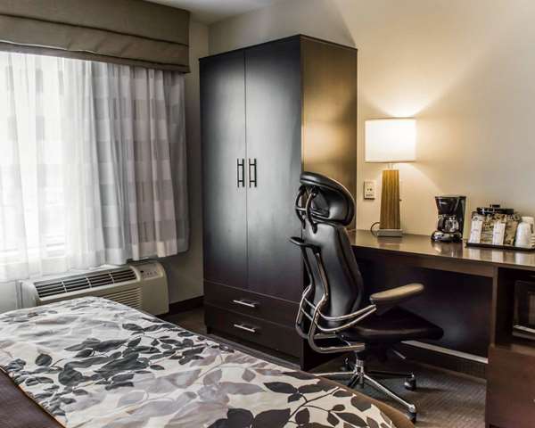  - Sleep Inn North Richmond - I-95, Exit 83