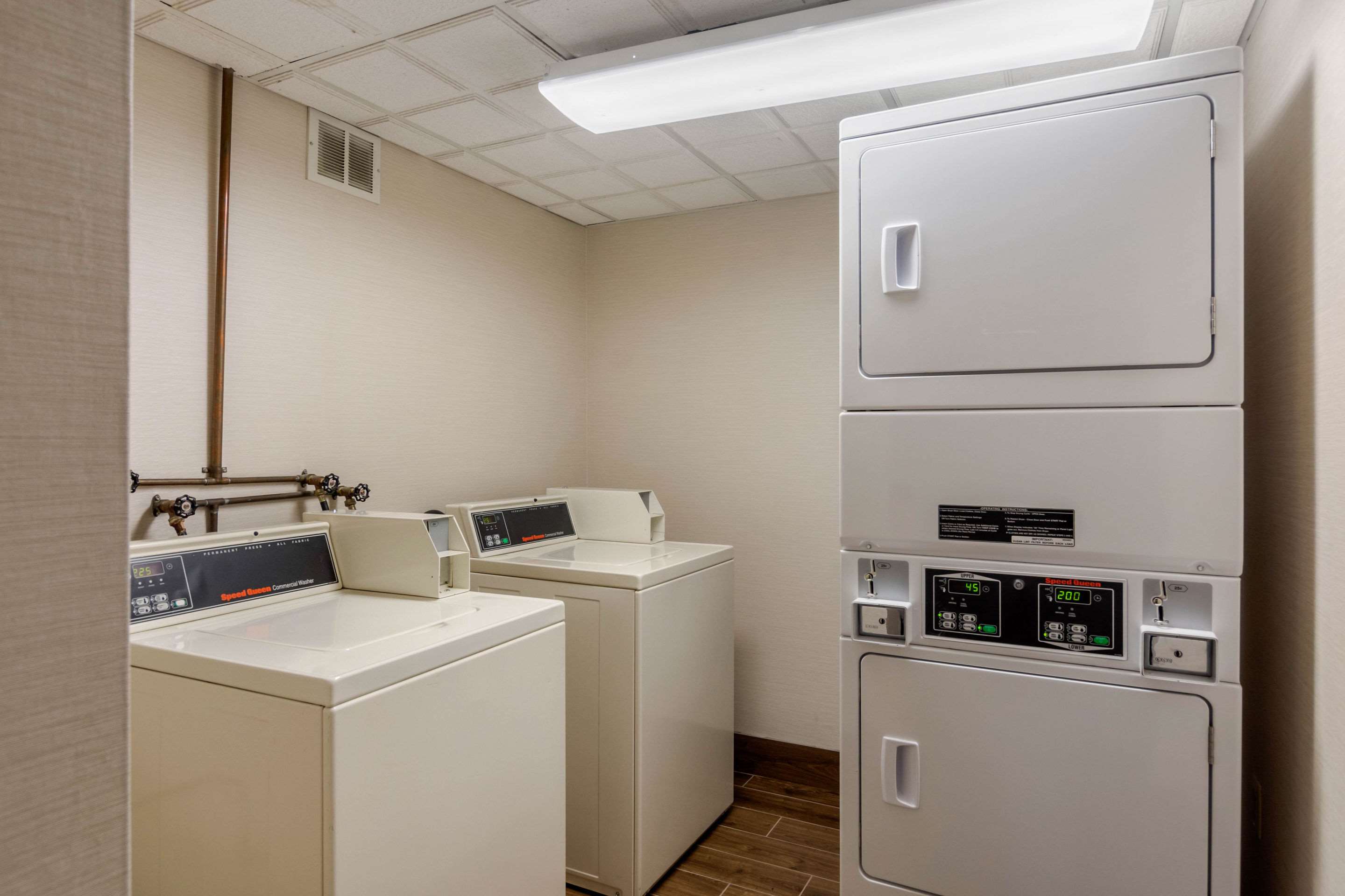 Guest laundry facilities | Comfort Suites South Park