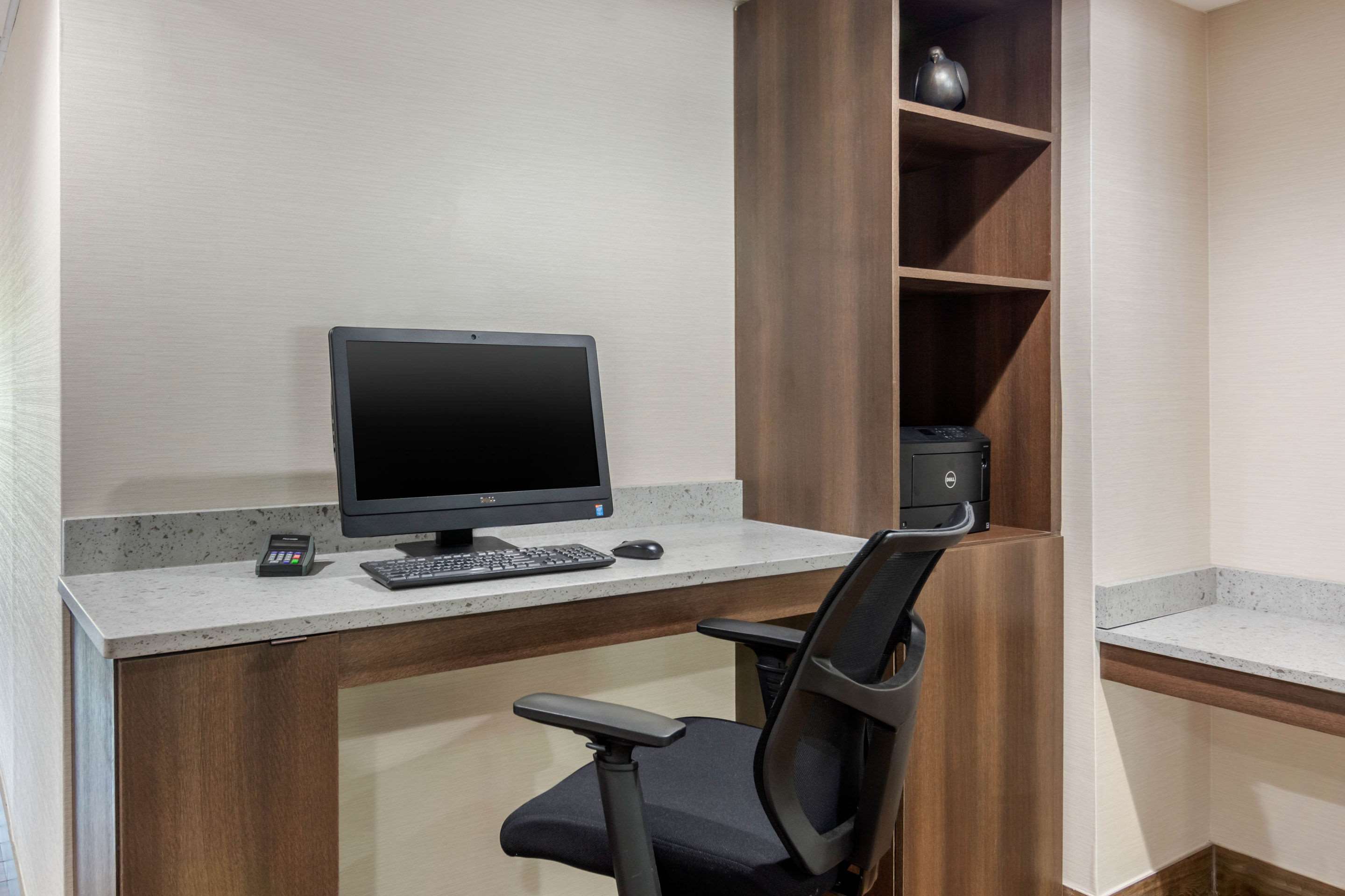 Business center | Comfort Suites South Park