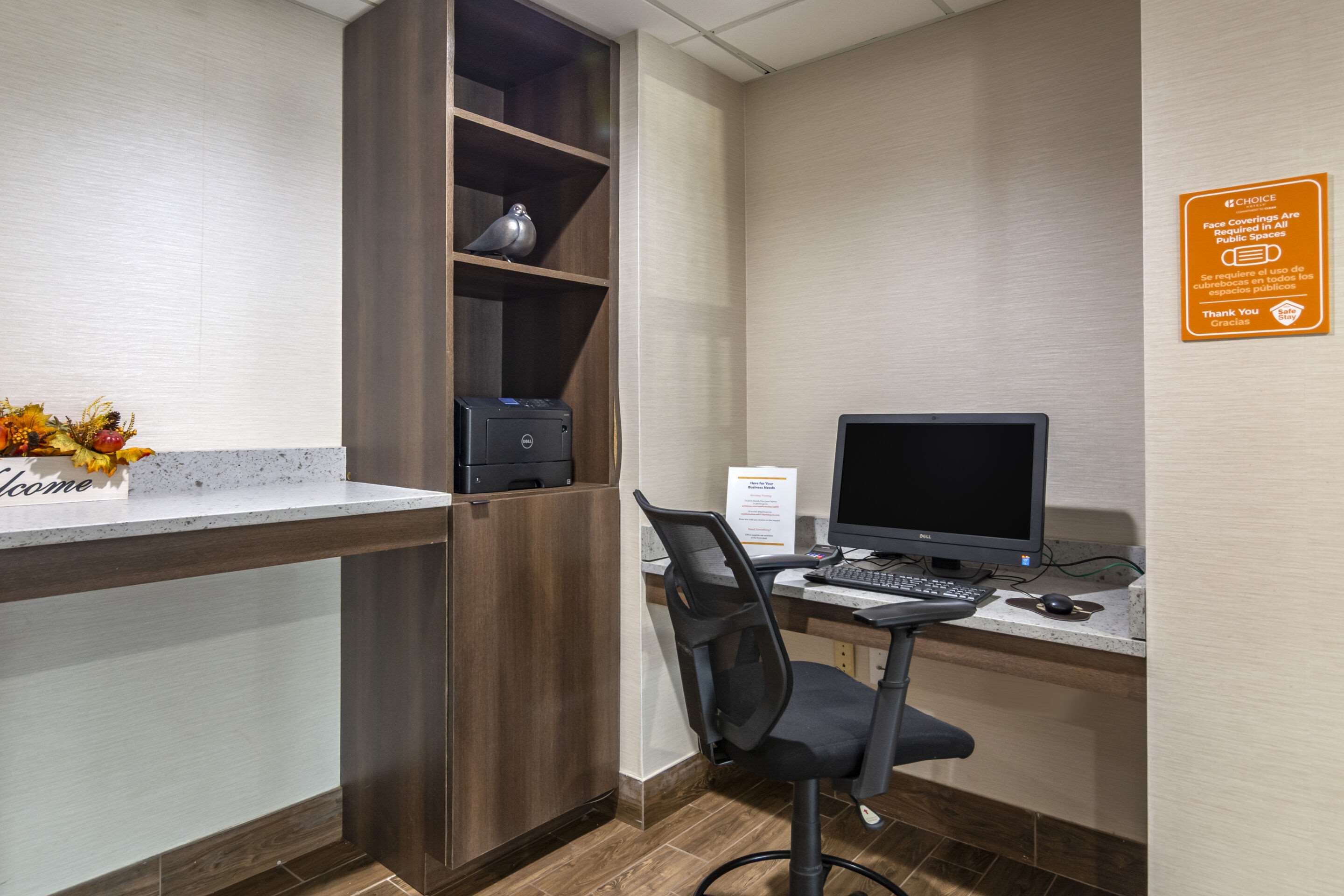 Business center | Comfort Suites South Park