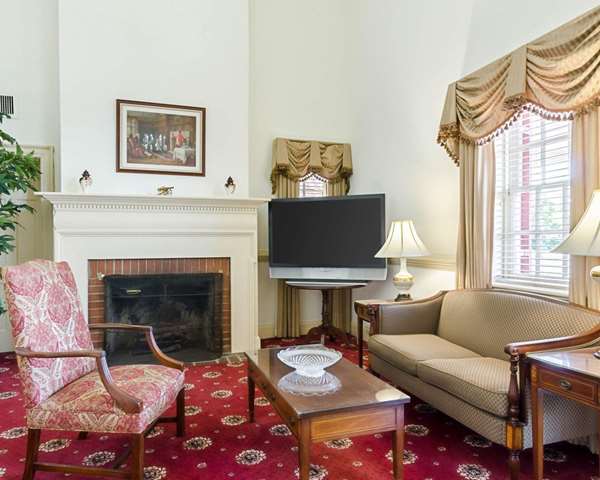  - Rodeway Inn Colony Williamsburg