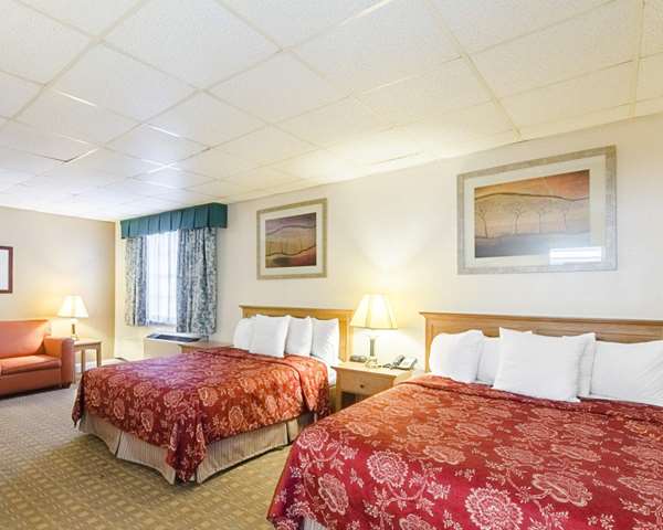  - Rodeway Inn Colony Williamsburg