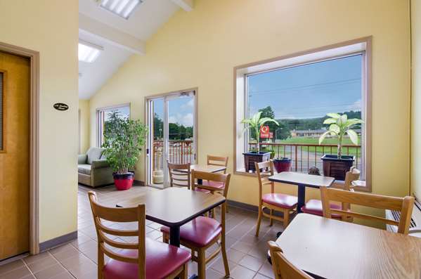 Amenities - Econo Lodge Marion