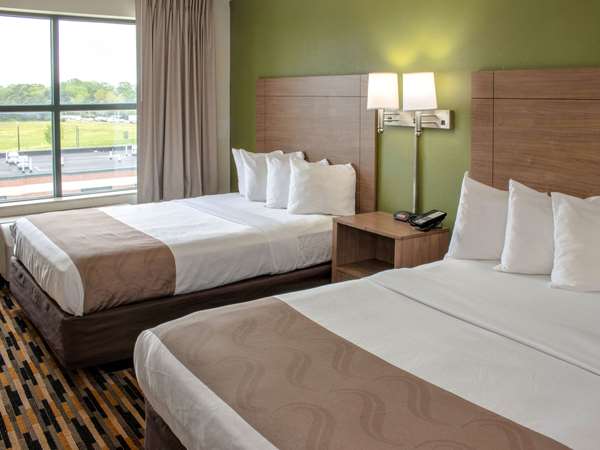 Suite - Quality Suites Lake Wright Norfolk - I-64, Exit 282