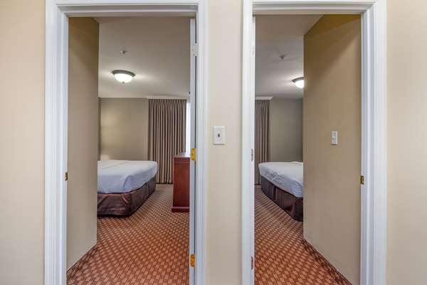  - Arlington Court Suites Hotel