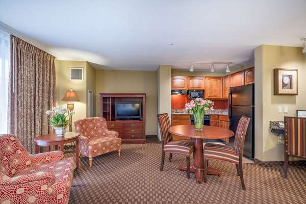  - Arlington Court Suites Hotel