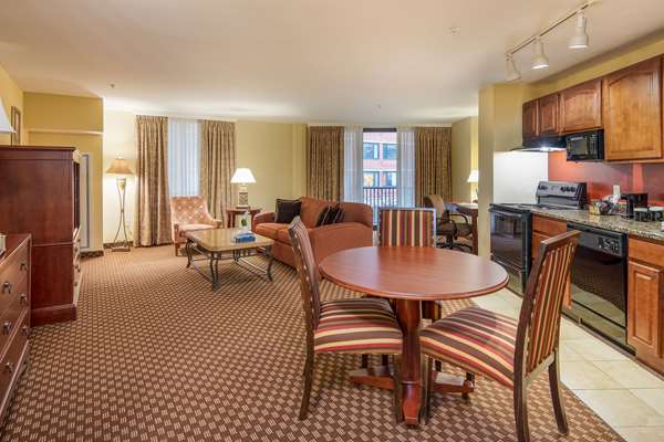  - Arlington Court Suites Hotel