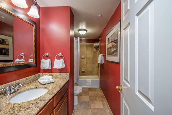  - Arlington Court Suites Hotel