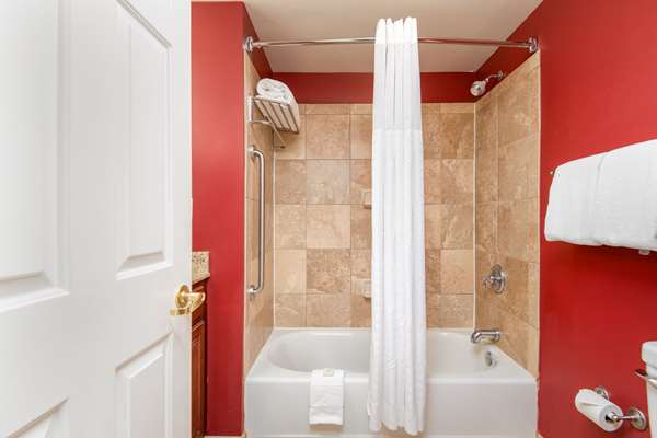  - Arlington Court Suites Hotel