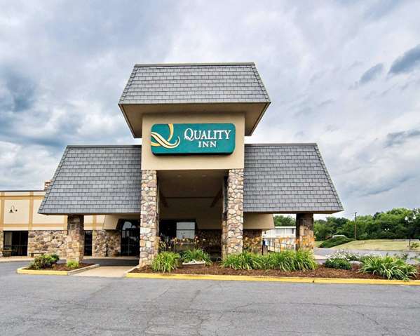 Exterior view - Quality Inn New Market - I-81, Exit 264