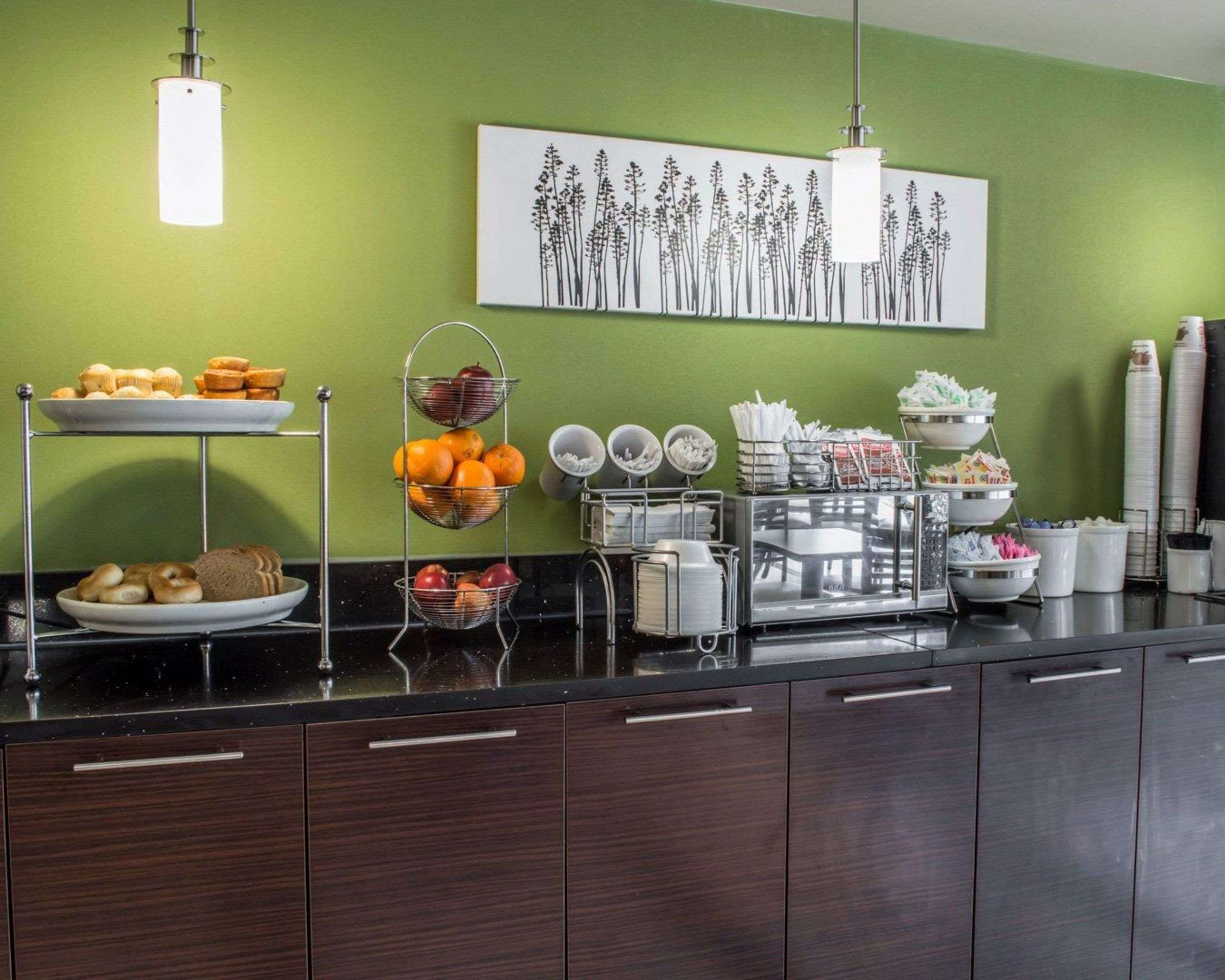 Assorted breakfast items | Sleep Inn Historic