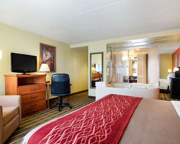 Suite - Comfort Inn Univ Center Fairfax - I-66, Exit 57
