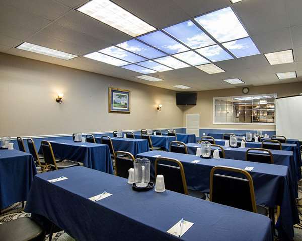  - Comfort Inn Univ Center Fairfax - I-66, Exit 57