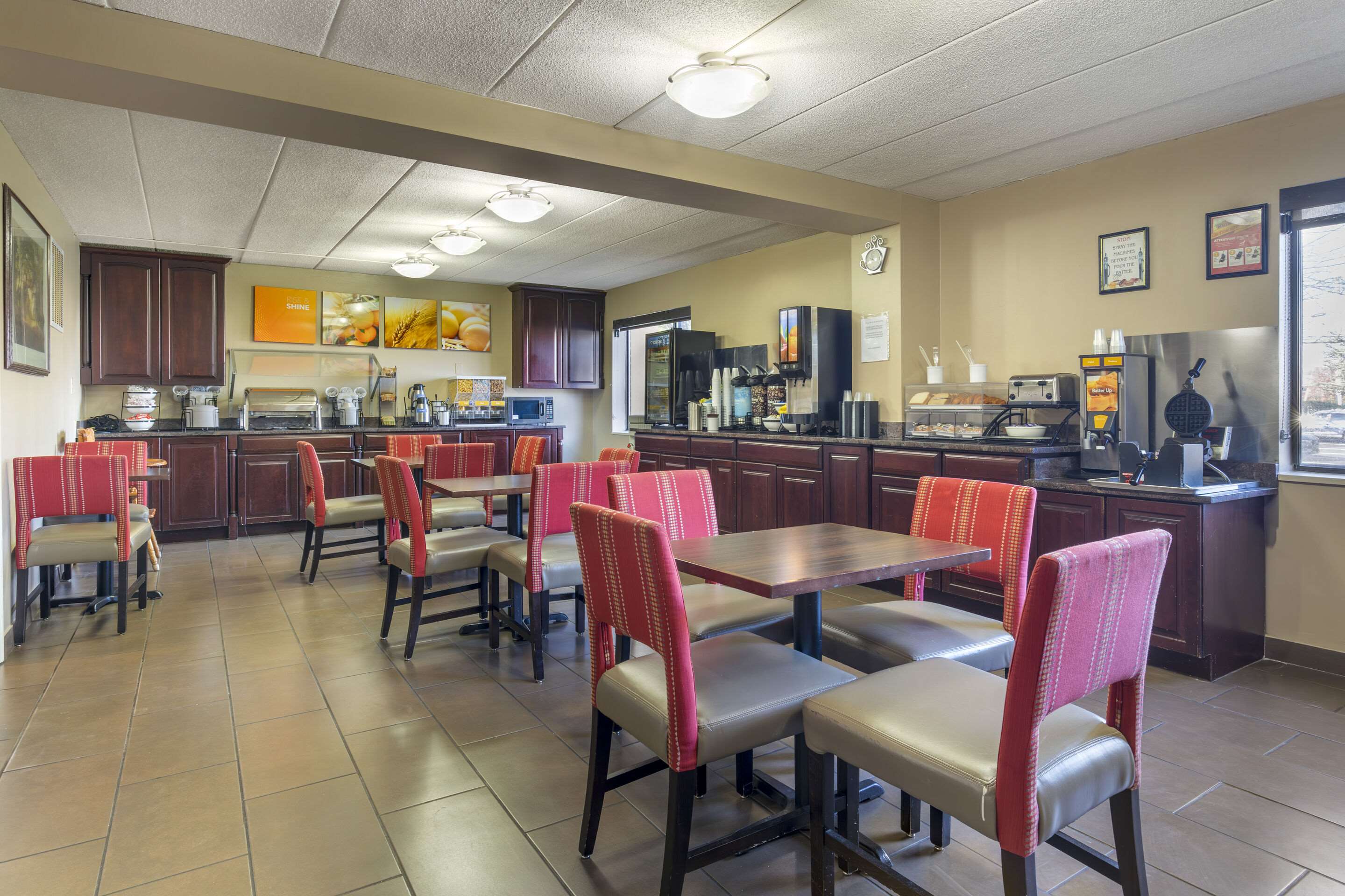 Breakfast area