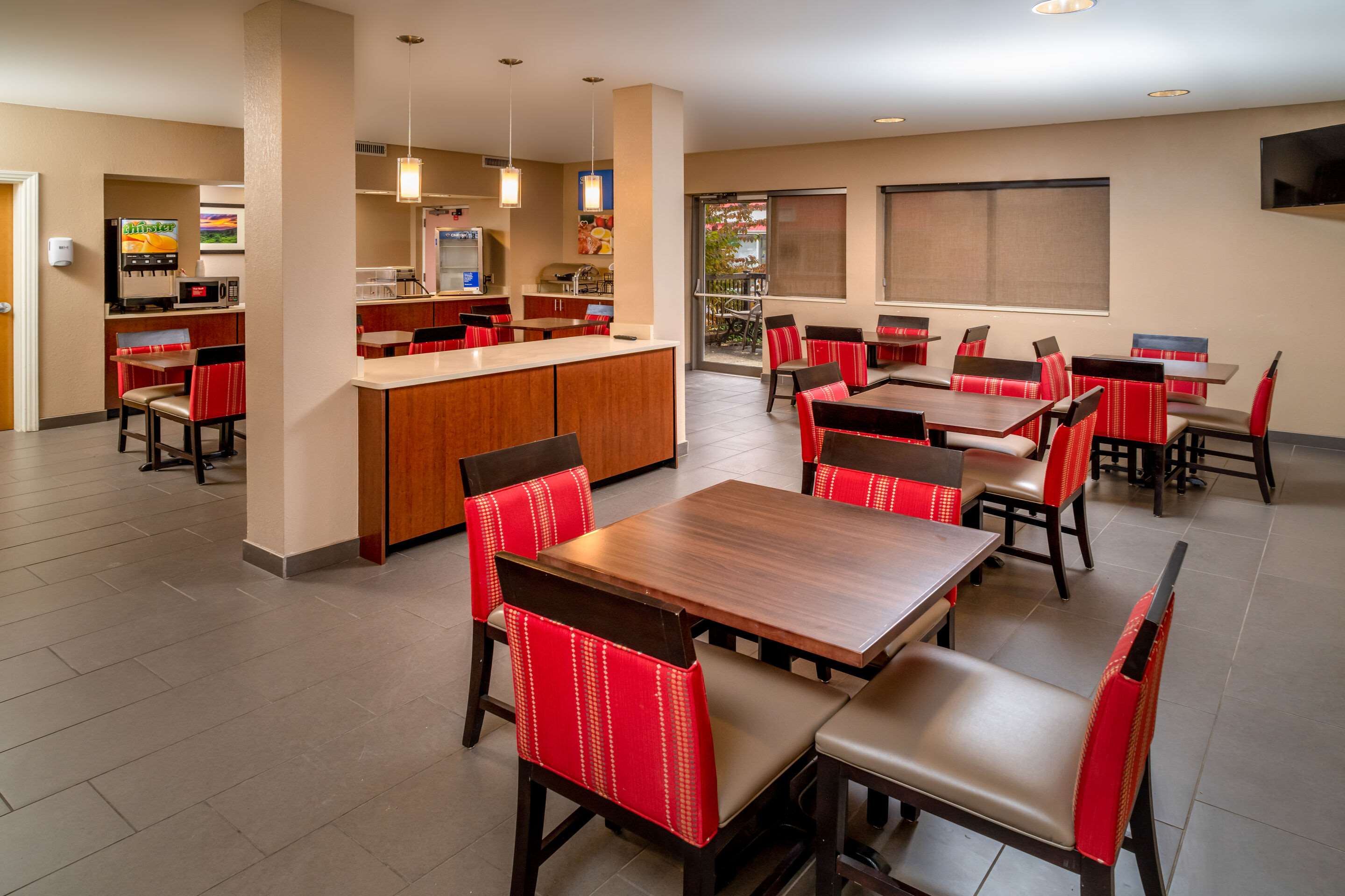 Breakfast area