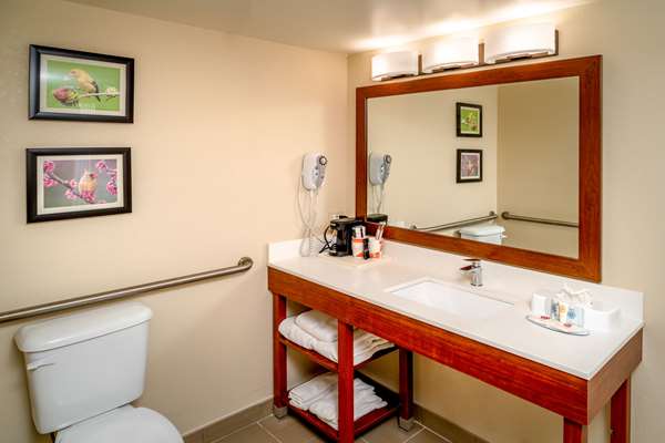 Suite - Comfort Inn Grundy