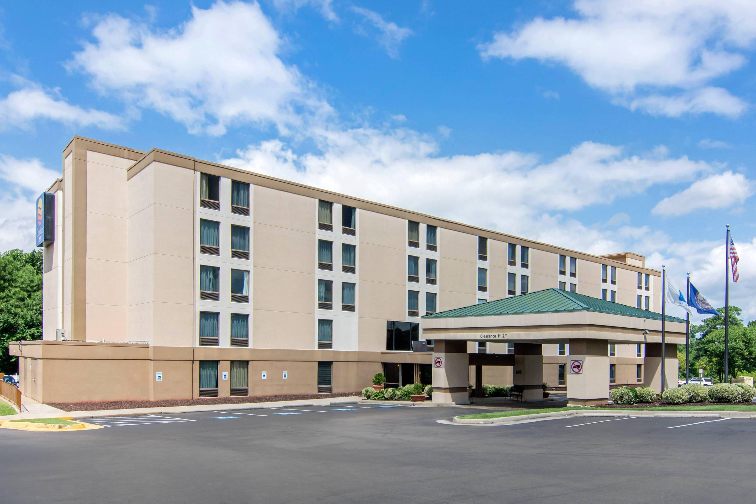 Hotel exterior | Comfort Inn Chester - Richmond South