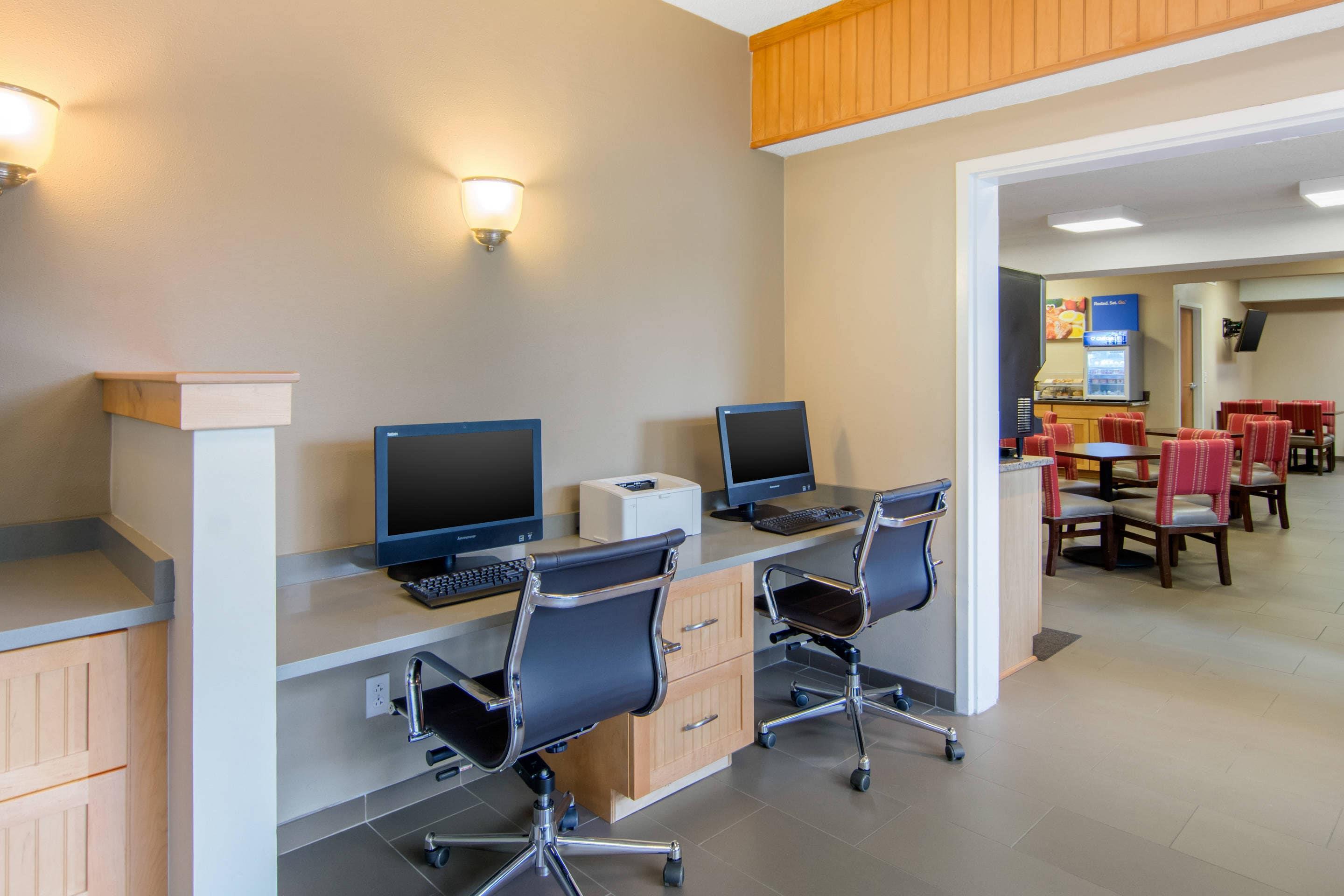 Business center | Comfort Inn Chester - Richmond South